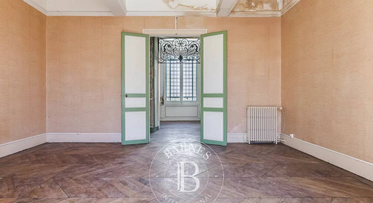 Show - BARNES Toulouse - Immobilier de luxe, appartements et maisons de prestige à Toulouse