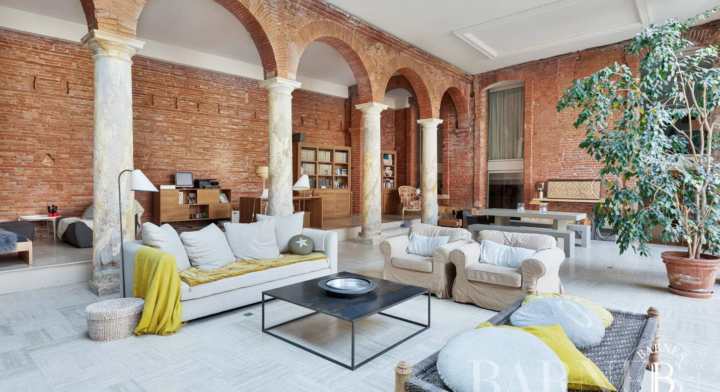 Show - BARNES Toulouse - Immobilier de luxe, appartements et maisons de prestige à Toulouse