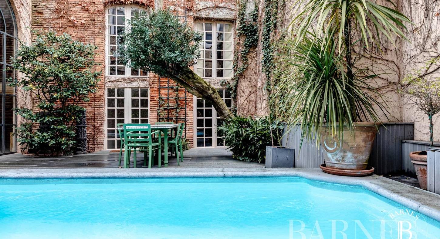 Show - BARNES Toulouse - Immobilier de luxe, appartements et maisons de prestige à Toulouse