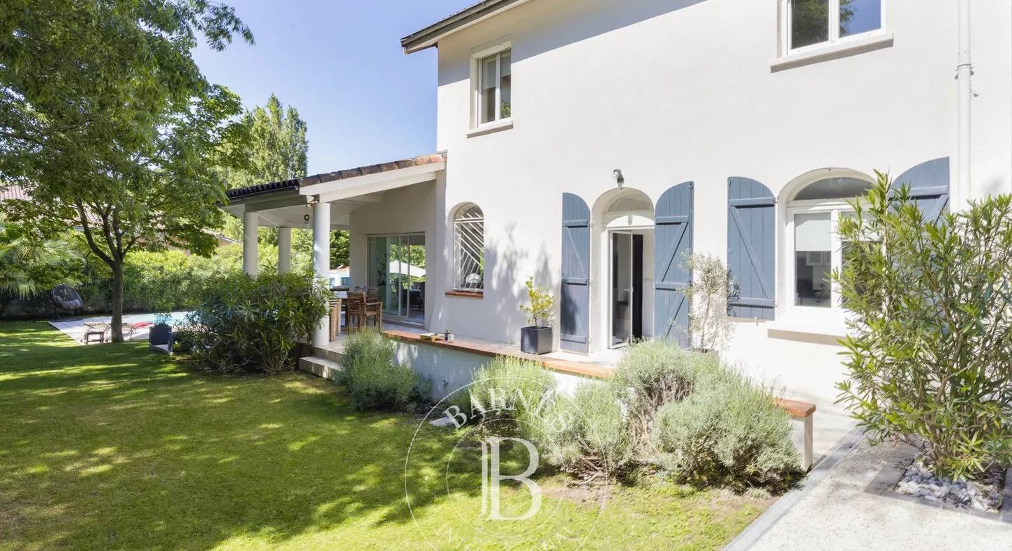 Show - BARNES Toulouse - Immobilier de luxe, appartements et maisons de prestige à Toulouse