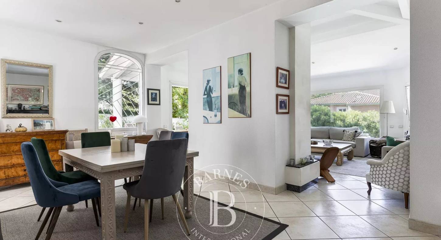 Show - BARNES Toulouse - Immobilier de luxe, appartements et maisons de prestige à Toulouse
