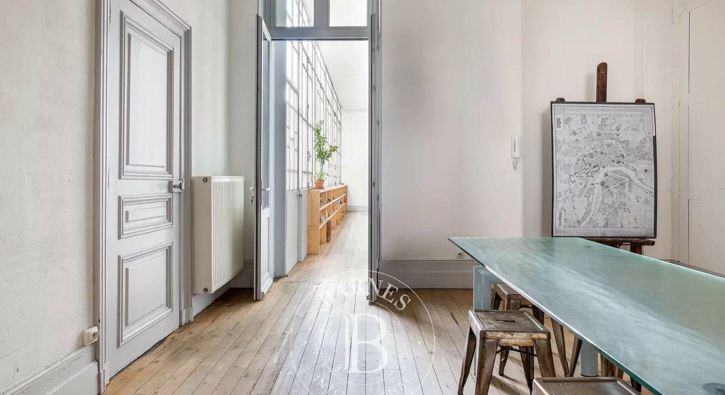 Show - BARNES Agency, luxury real estate in Toulouse