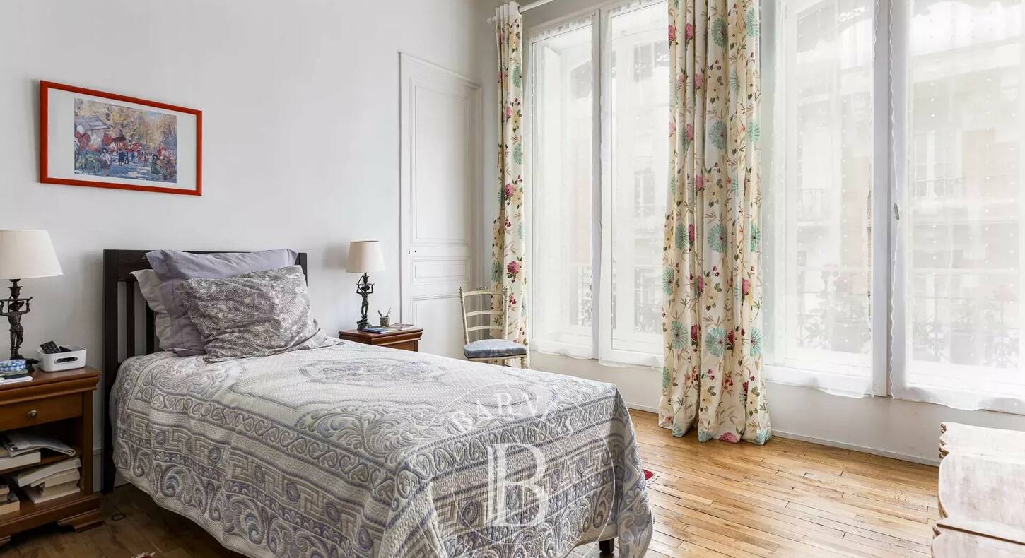Show - BARNES Toulouse - Immobilier de luxe, appartements et maisons de prestige à Toulouse