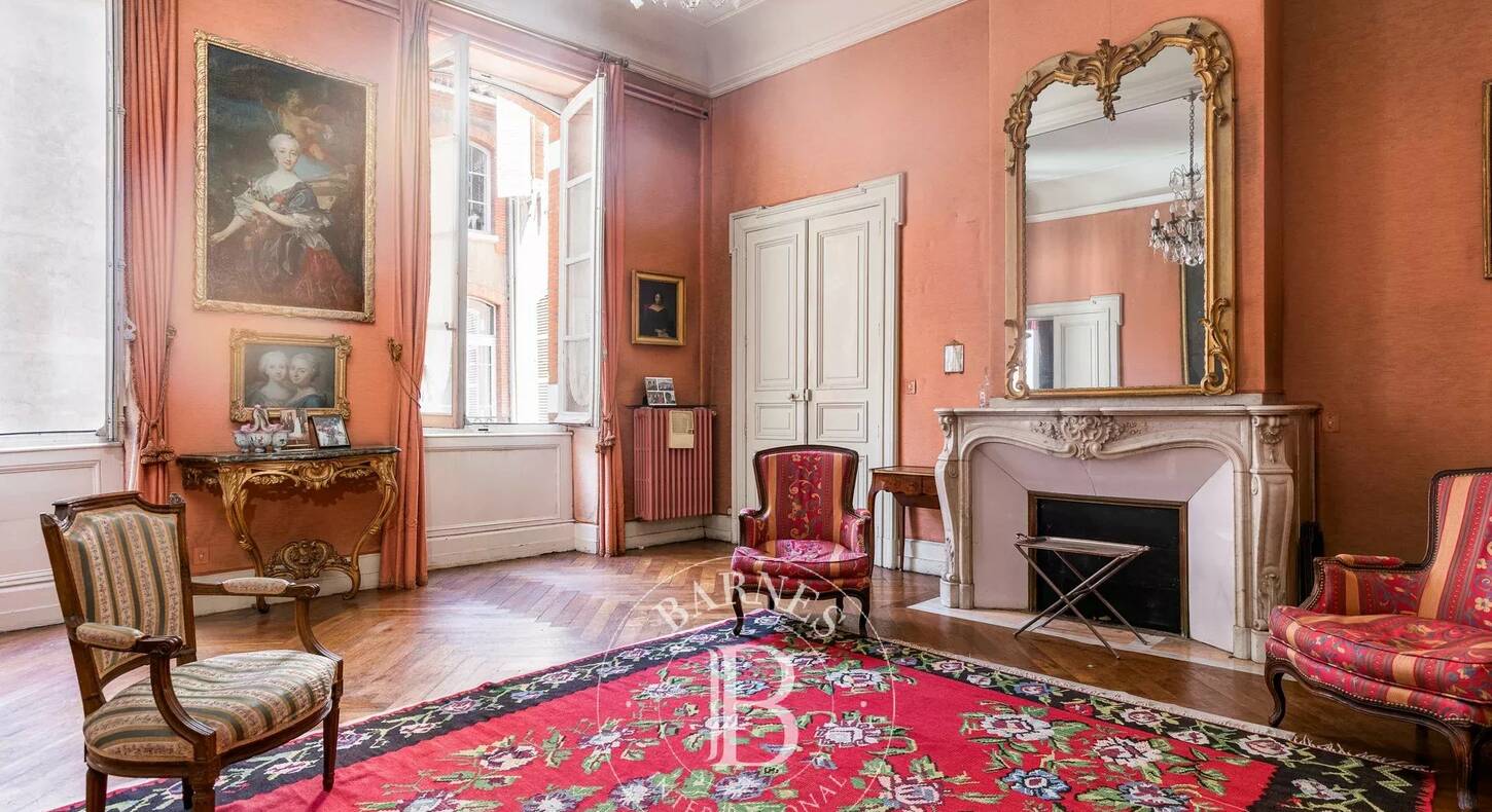 Show - BARNES Toulouse - Immobilier de luxe, appartements et maisons de prestige à Toulouse