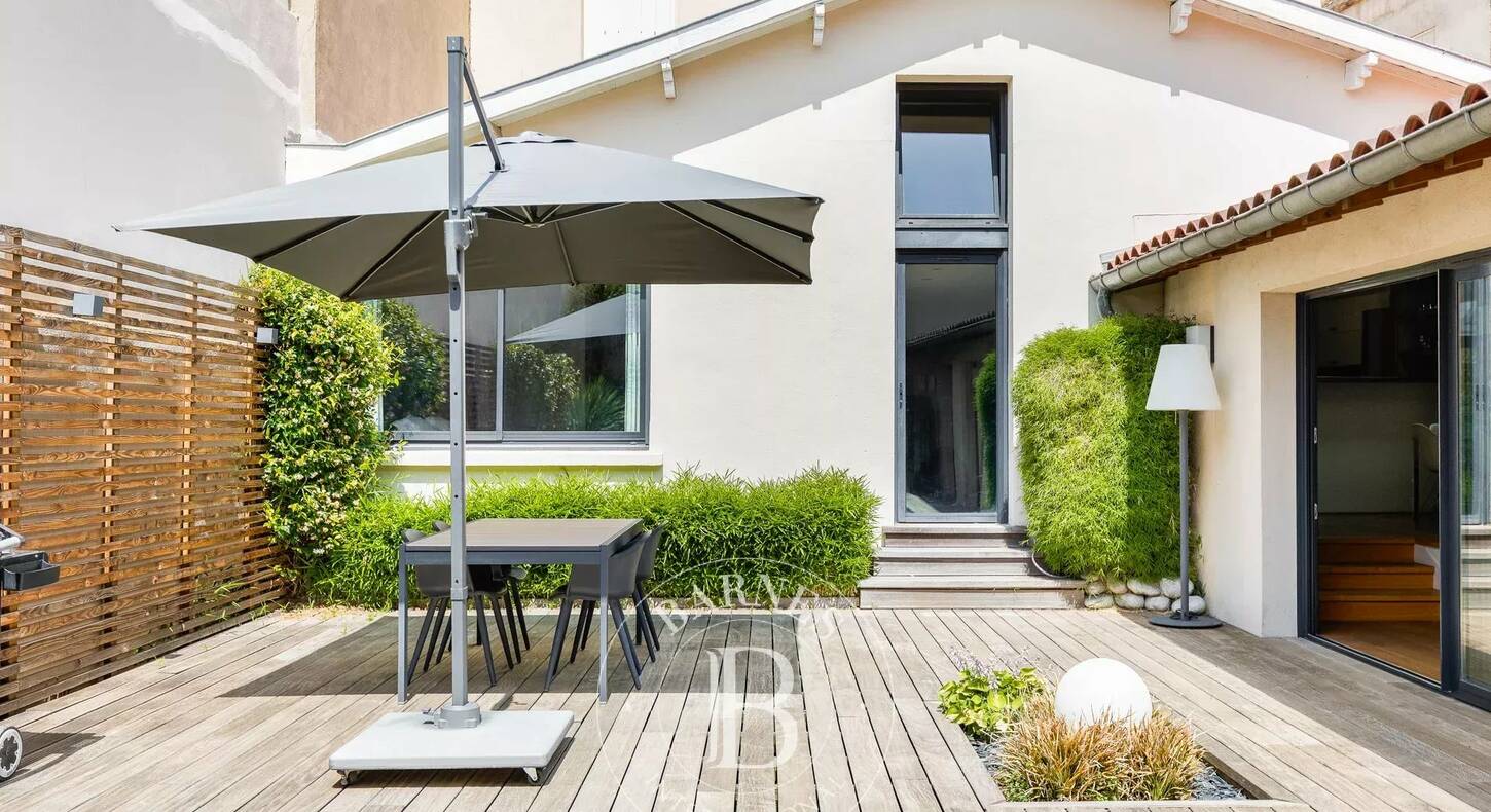 Show - BARNES Toulouse - Immobilier de luxe, appartements et maisons de prestige à Toulouse