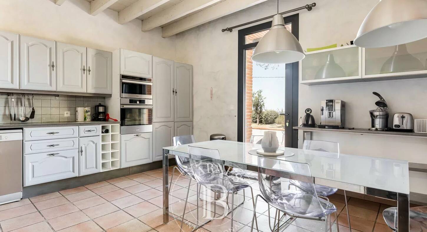 Show - BARNES Agency, luxury real estate in Toulouse