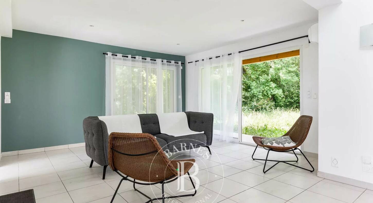 Show - BARNES Agency, luxury real estate in Toulouse