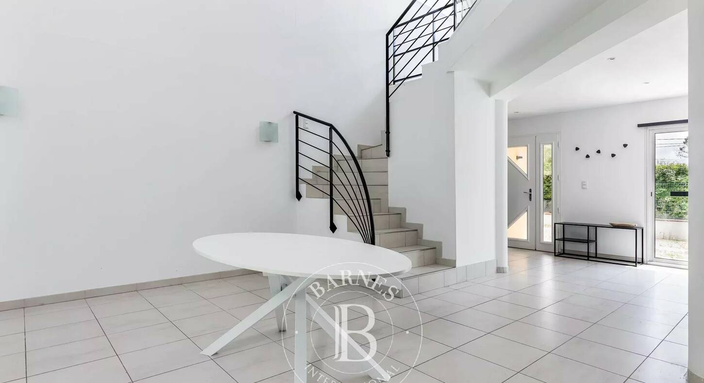 Show - BARNES Toulouse - Immobilier de luxe, appartements et maisons de prestige à Toulouse