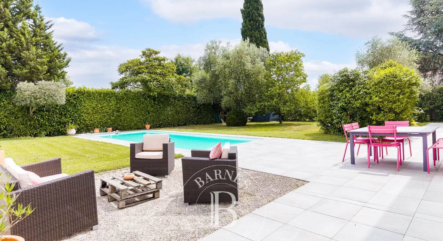 Show - BARNES Toulouse - Immobilier de luxe, appartements et maisons de prestige à Toulouse