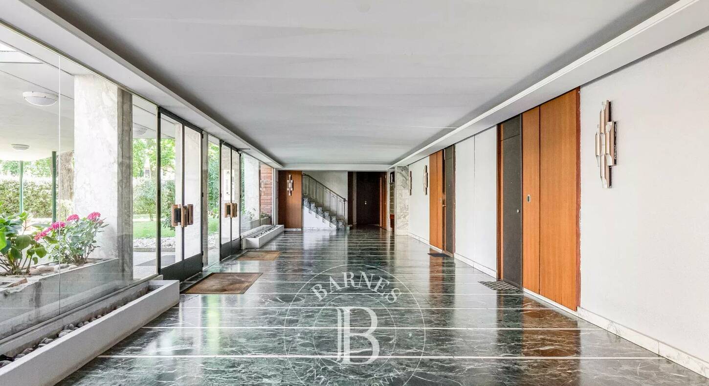 Show - BARNES Agency, luxury real estate in Toulouse