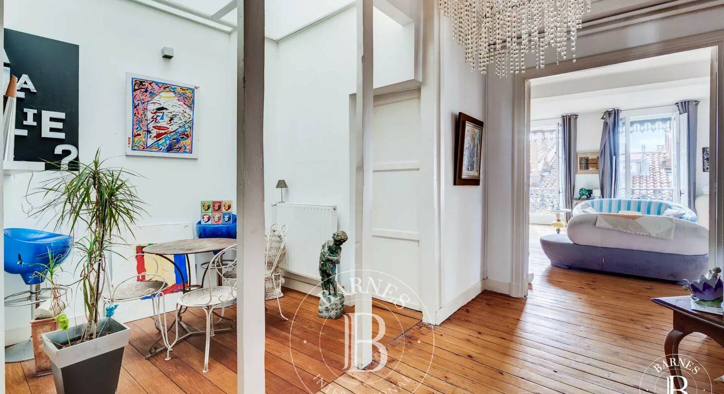 Show - BARNES Agency, luxury real estate in Toulouse