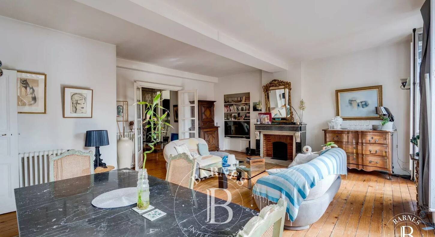 Show - BARNES Agency, luxury real estate in Toulouse