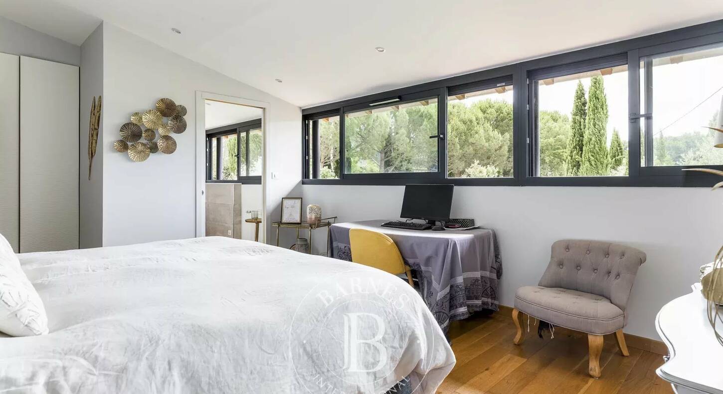 Show - BARNES Toulouse - Immobilier de luxe, appartements et maisons de prestige à Toulouse