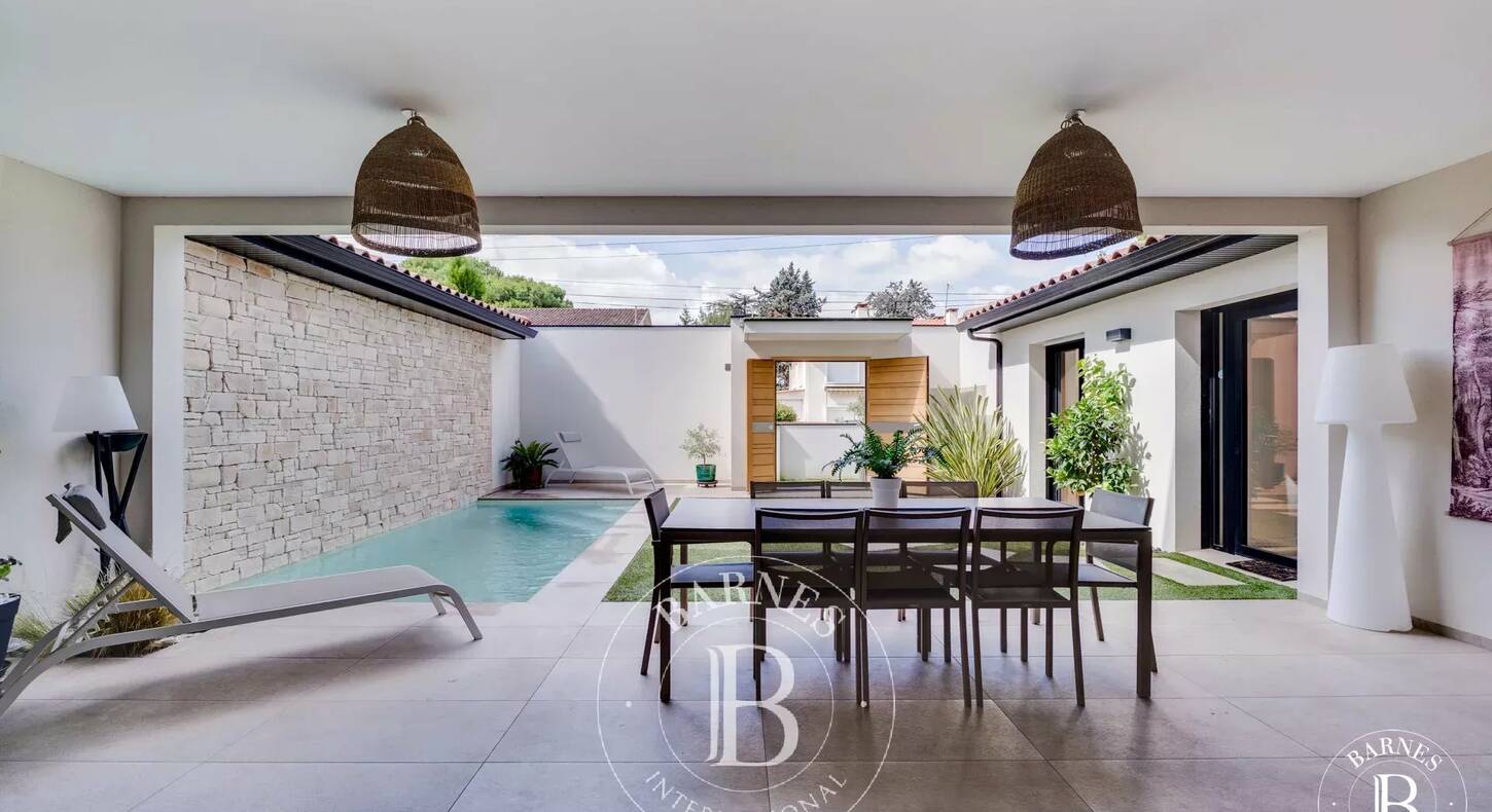 Show - BARNES Toulouse - Immobilier de luxe, appartements et maisons de prestige à Toulouse