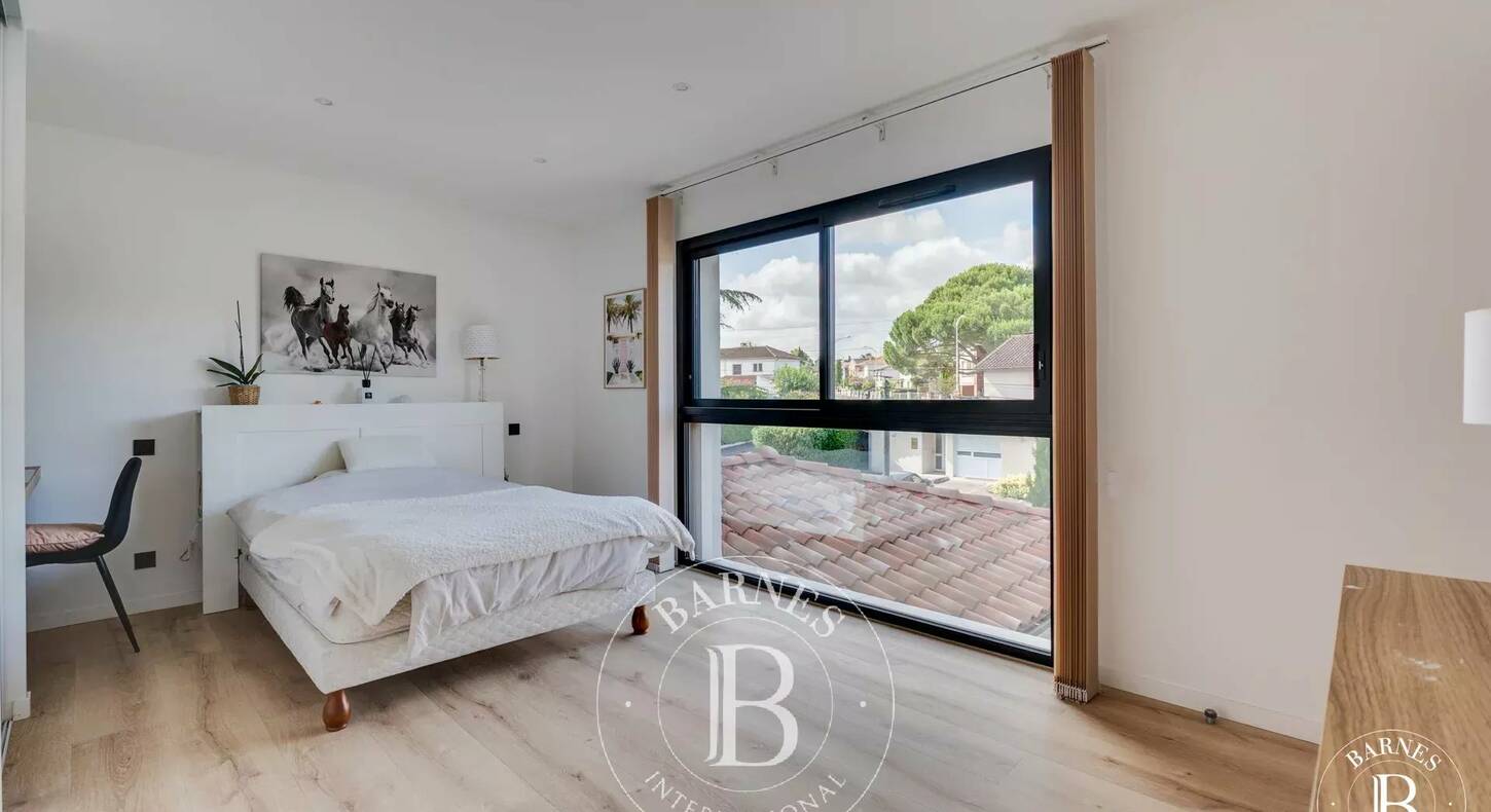Show - BARNES Toulouse - Immobilier de luxe, appartements et maisons de prestige à Toulouse