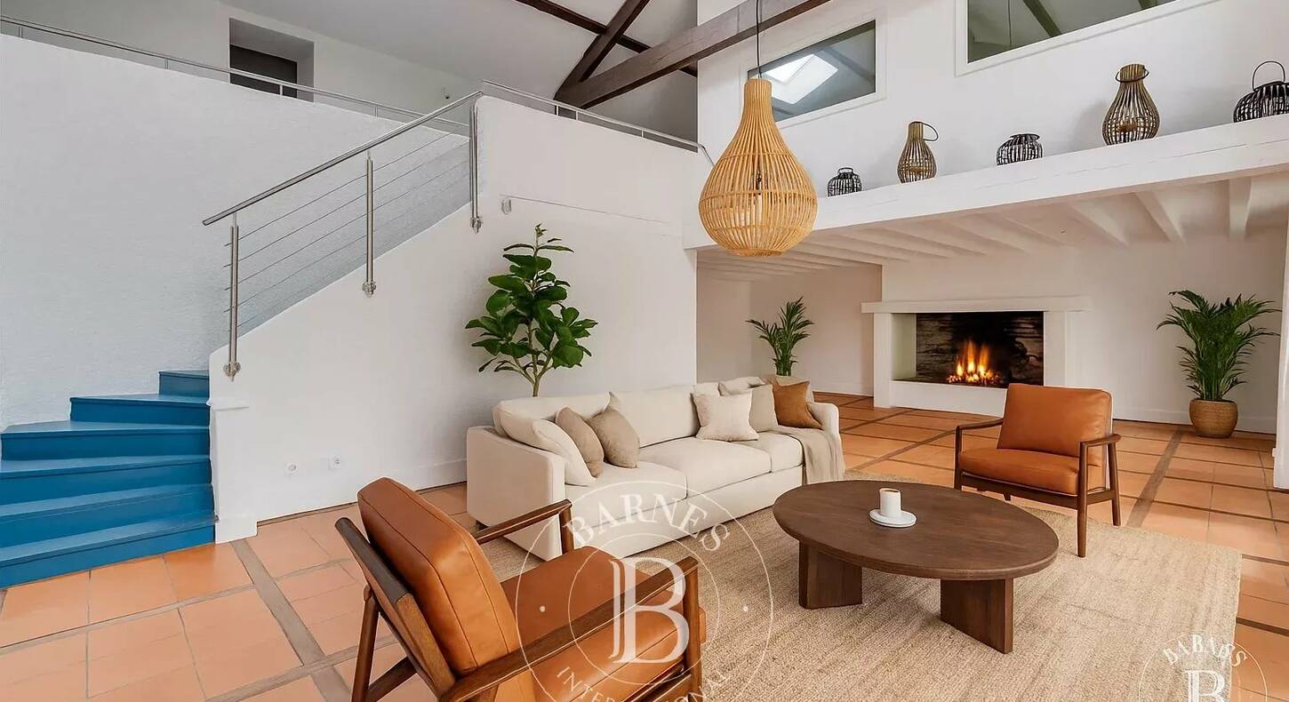 Show - BARNES Agency, luxury real estate in Toulouse