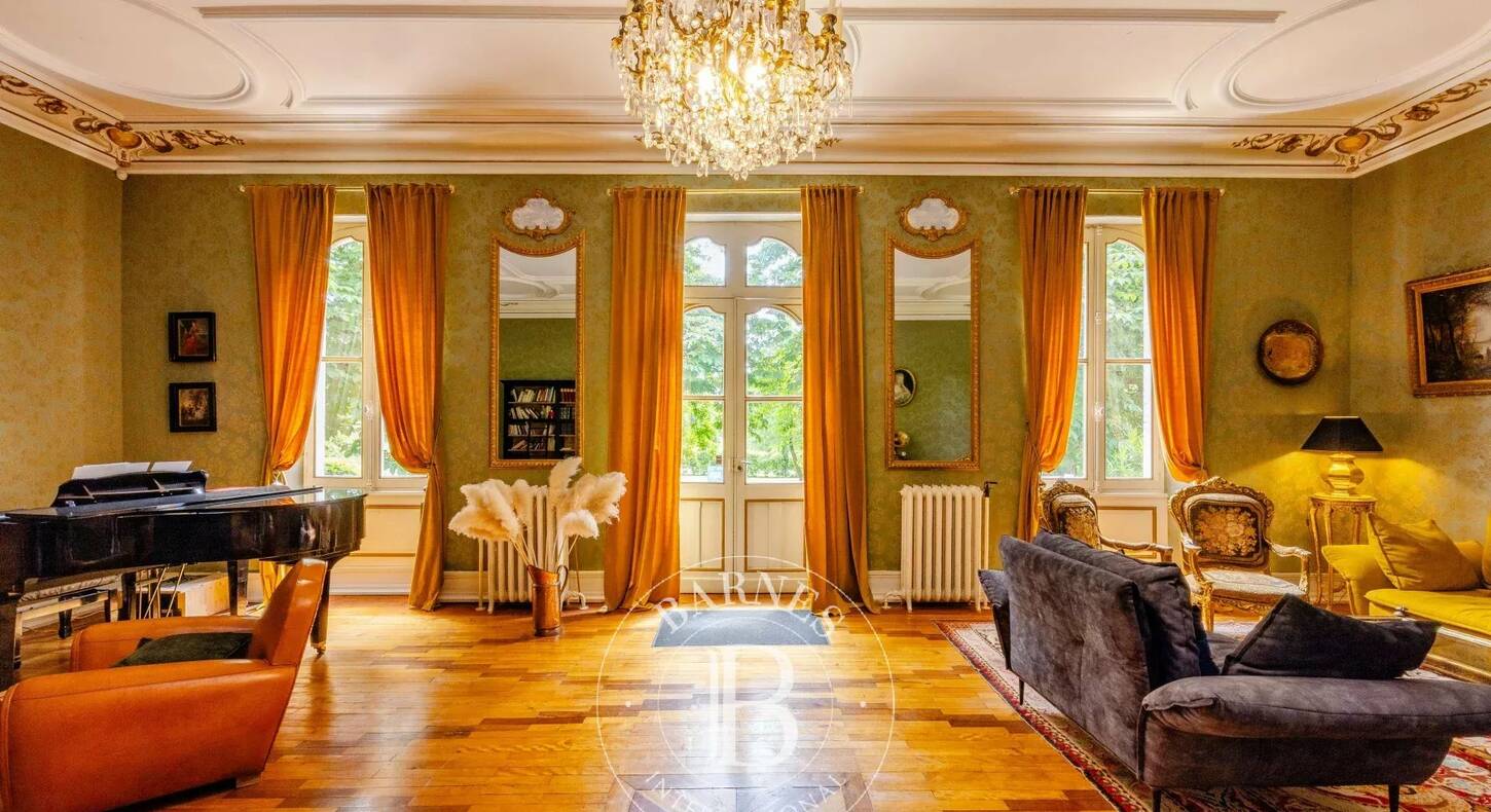 Show - BARNES Agency, luxury real estate in Toulouse