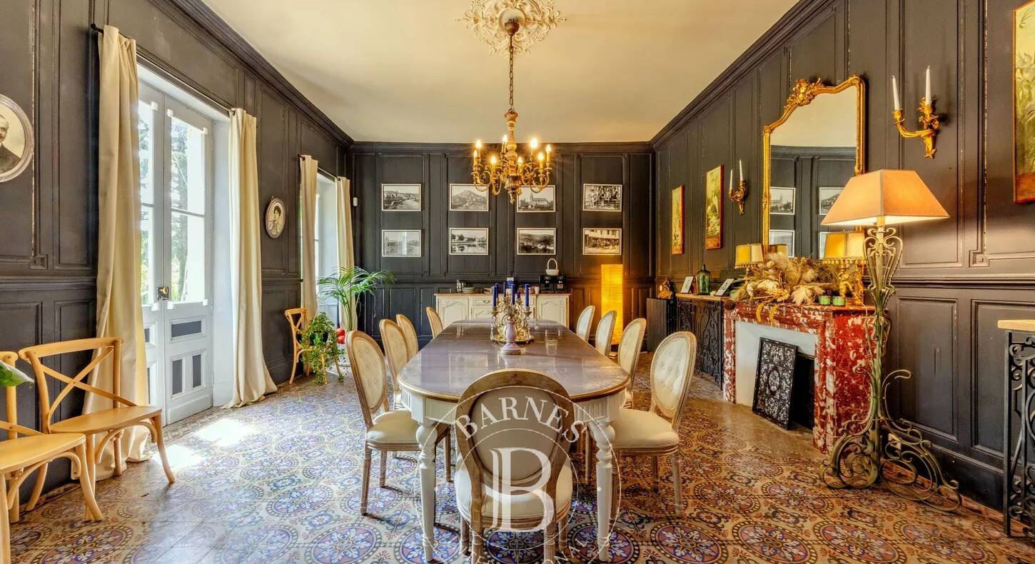 Show - BARNES Agency, luxury real estate in Toulouse