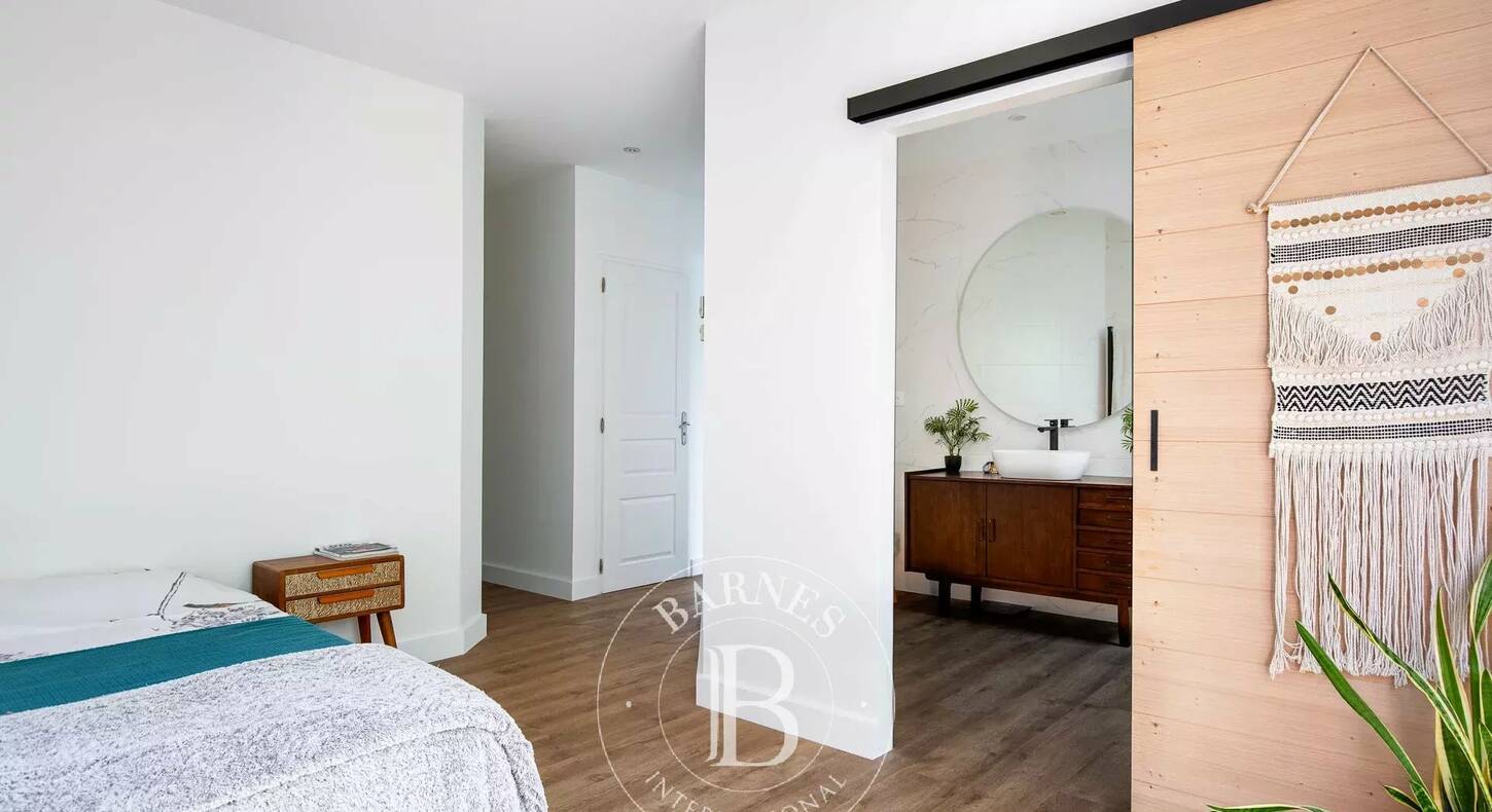 Show - BARNES Agency, luxury real estate in Toulouse