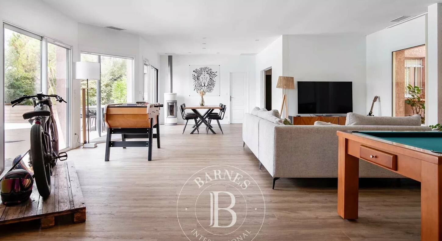 Show - BARNES Agency, luxury real estate in Toulouse