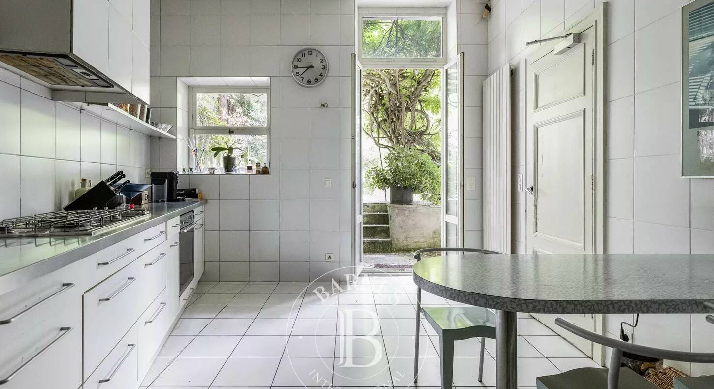 Show - BARNES Agency, luxury real estate in Toulouse