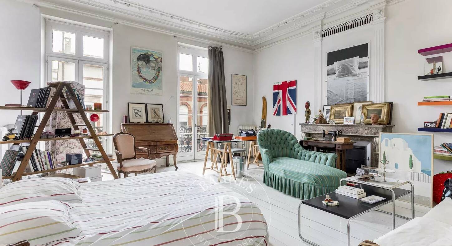 Show - BARNES Agency, luxury real estate in Toulouse