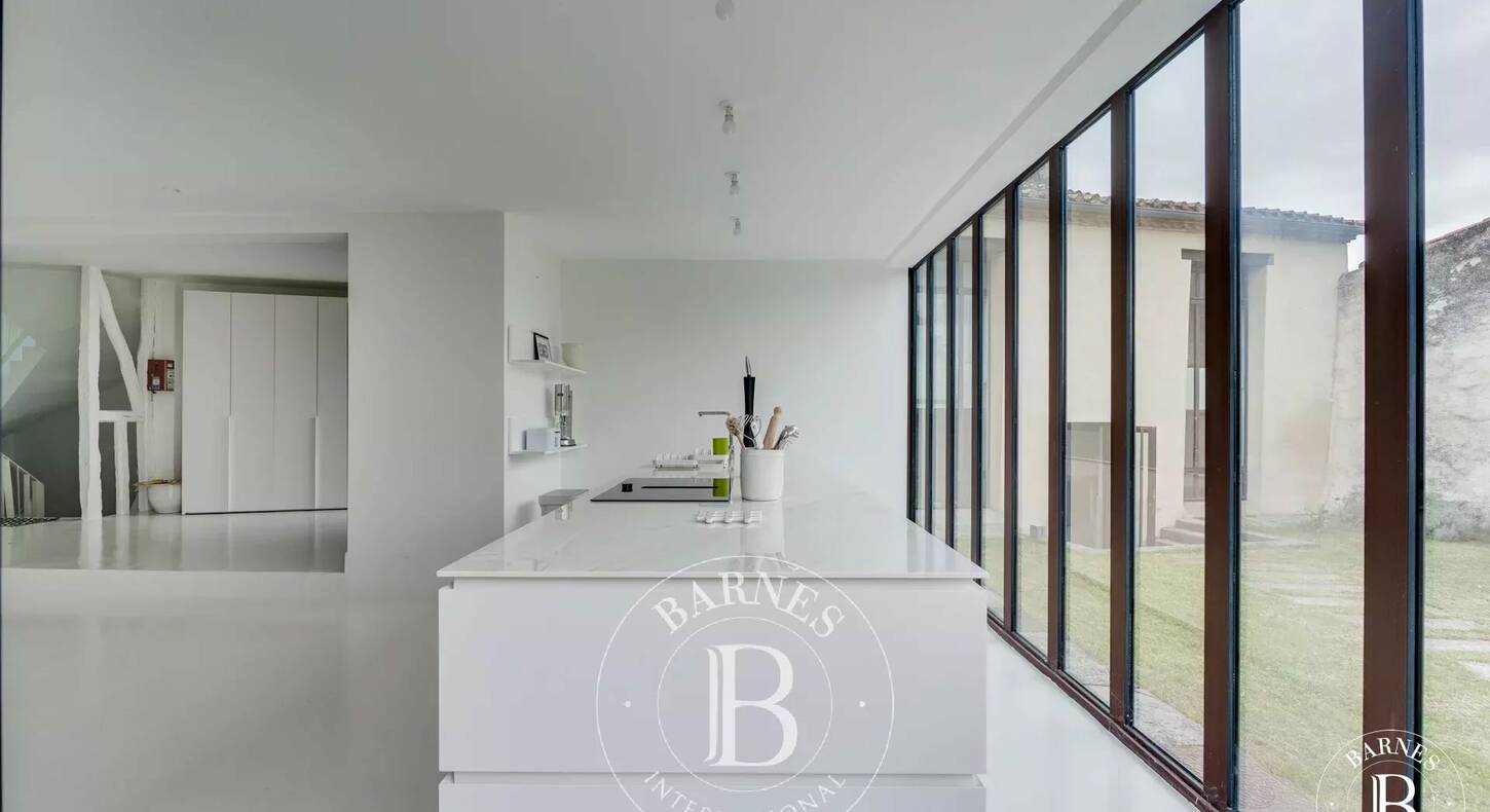 Show - BARNES Toulouse - Immobilier de luxe, appartements et maisons de prestige à Toulouse