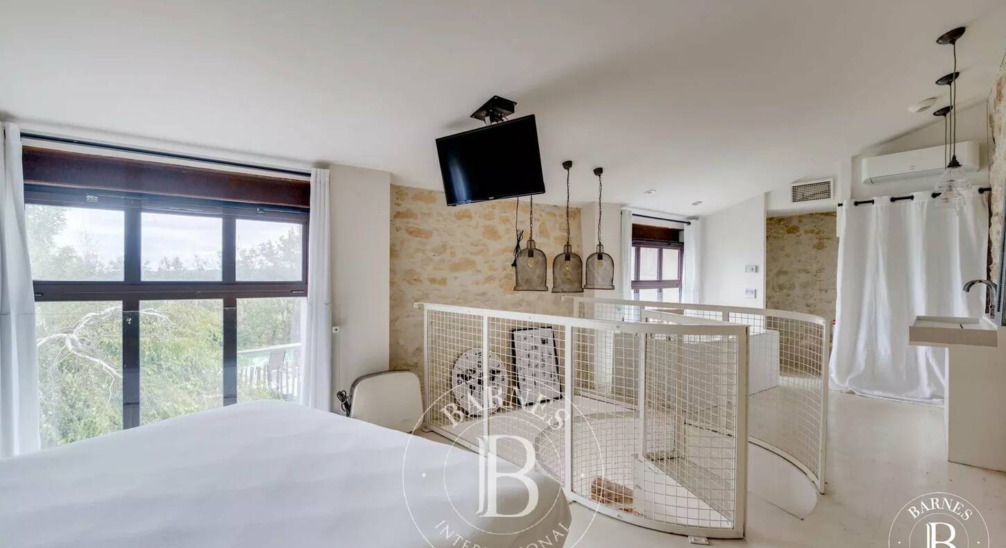 Show - BARNES Toulouse - Immobilier de luxe, appartements et maisons de prestige à Toulouse