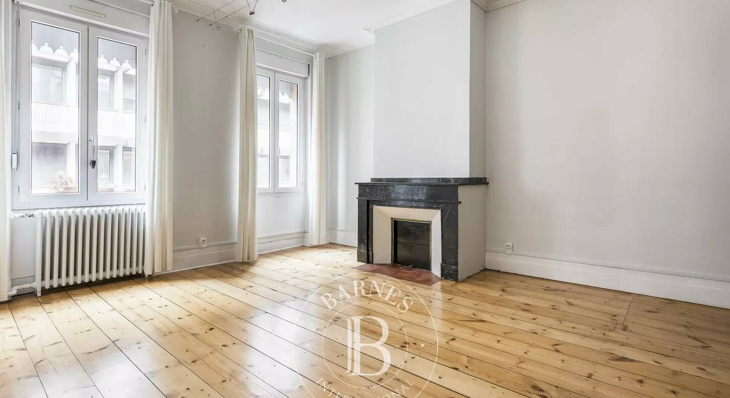 Show - BARNES Agency, luxury real estate in Toulouse