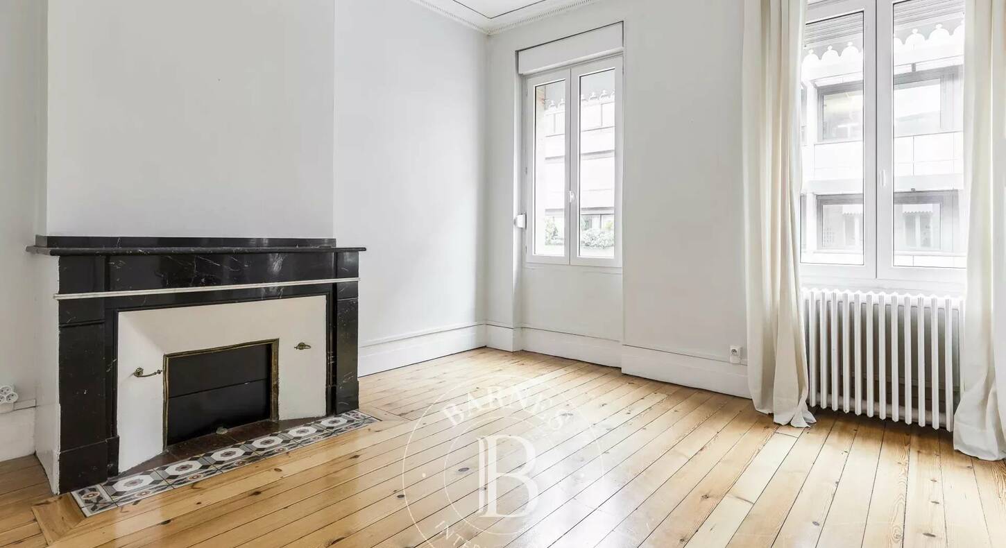Show - BARNES Agency, luxury real estate in Toulouse