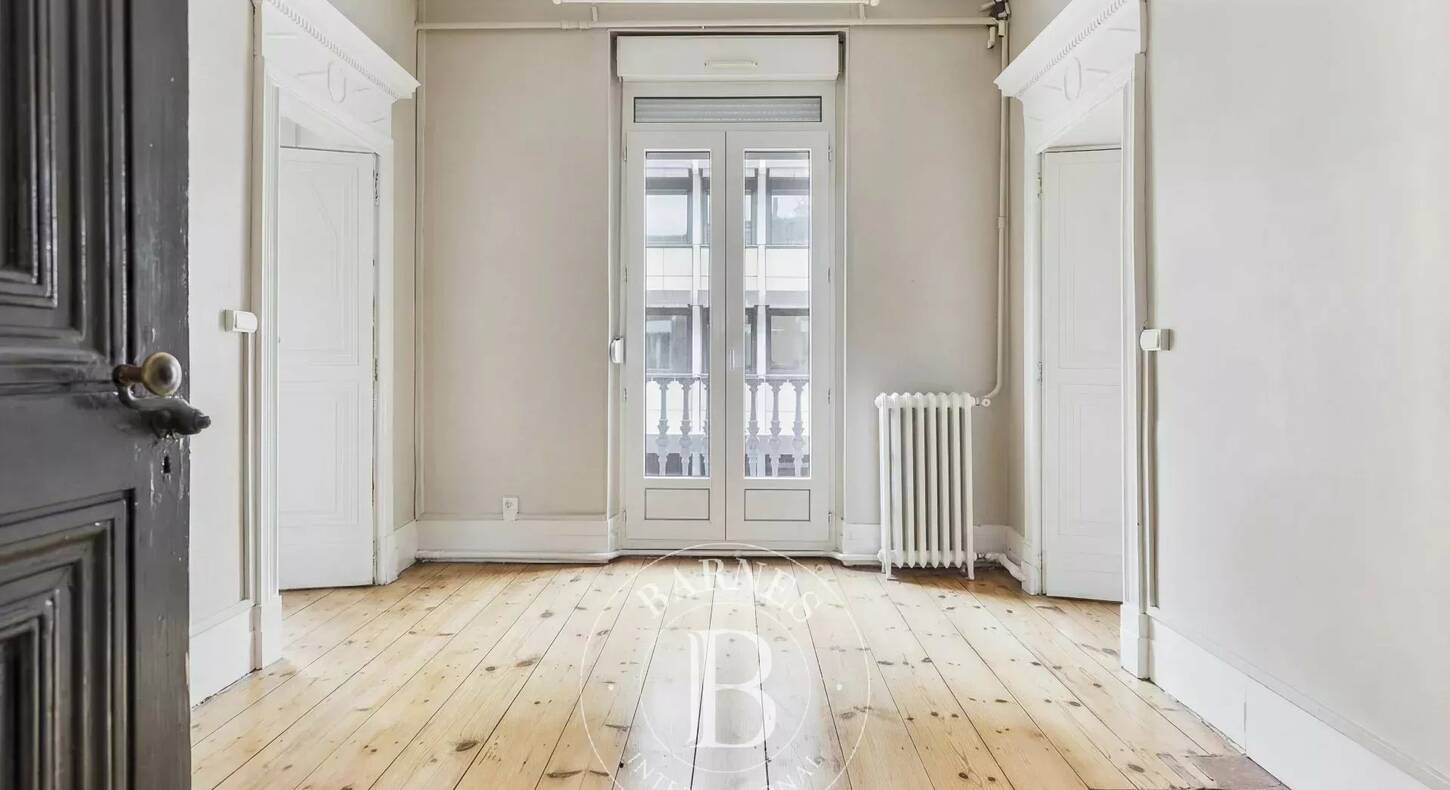 Show - BARNES Agency, luxury real estate in Toulouse