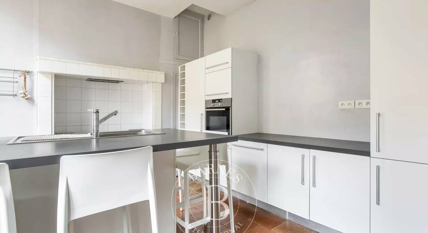 Show - BARNES Agency, luxury real estate in Toulouse