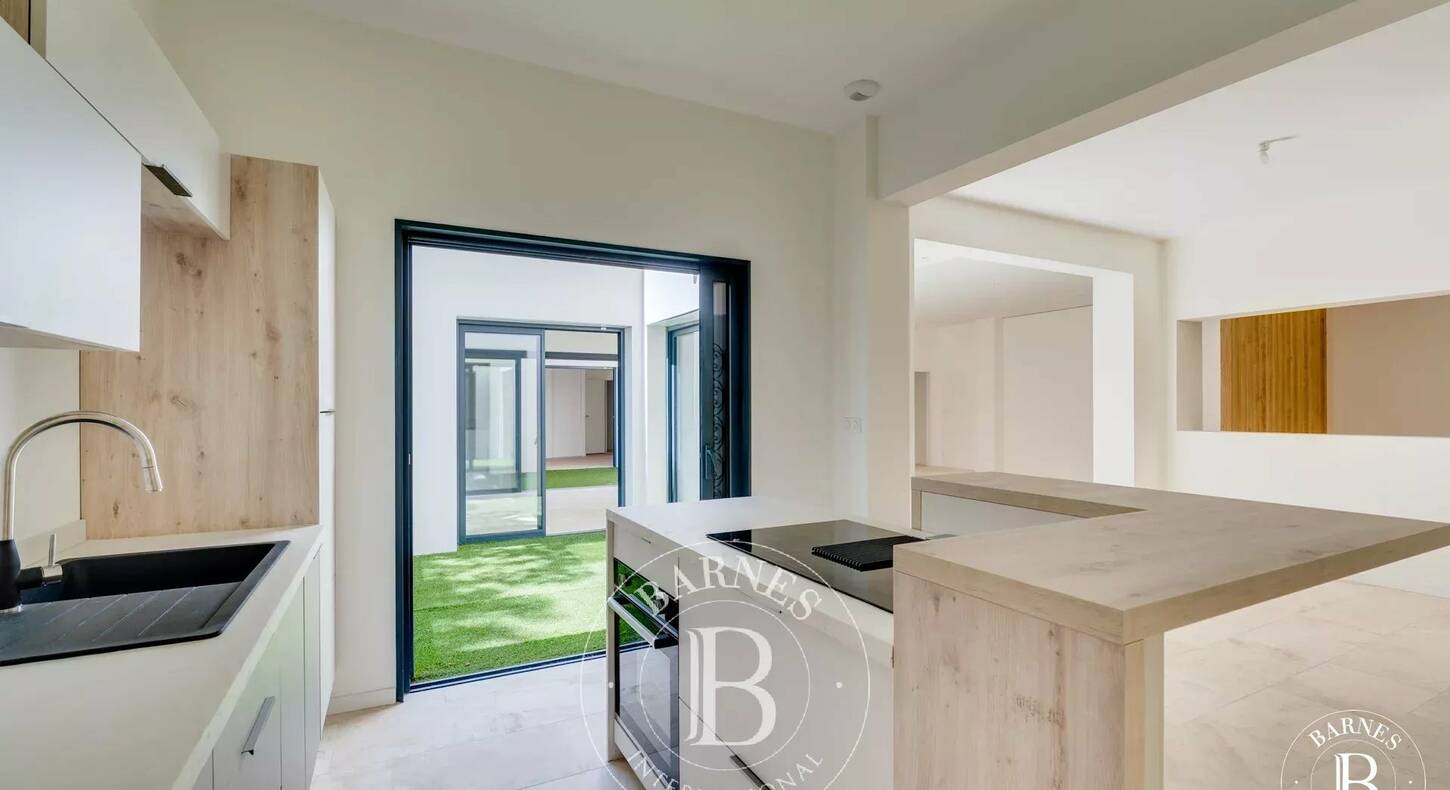 Show - BARNES Toulouse - Immobilier de luxe, appartements et maisons de prestige à Toulouse