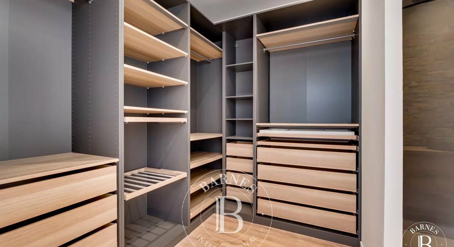 Show - BARNES Toulouse - Immobilier de luxe, appartements et maisons de prestige à Toulouse