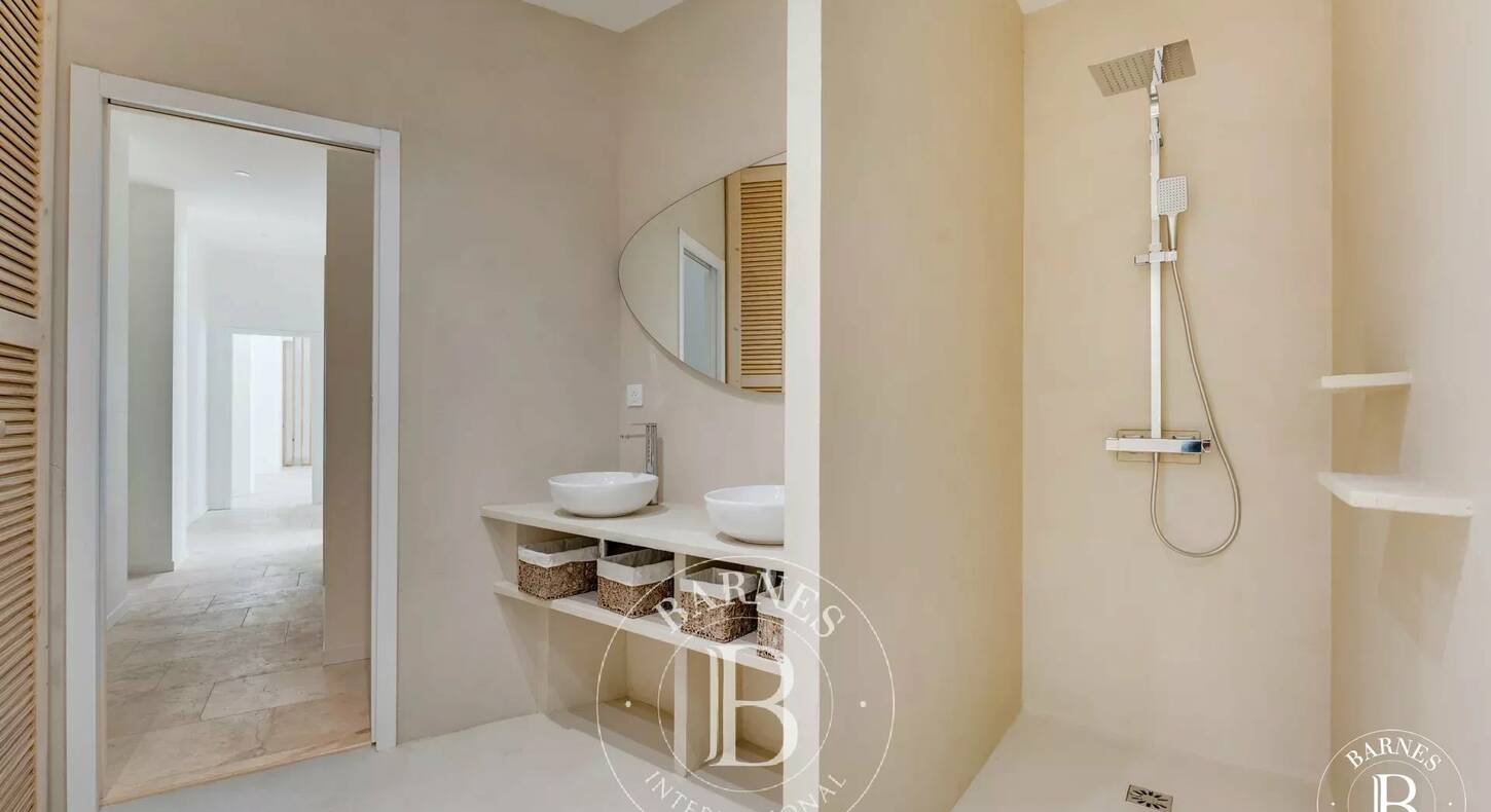 Show - BARNES Toulouse - Immobilier de luxe, appartements et maisons de prestige à Toulouse