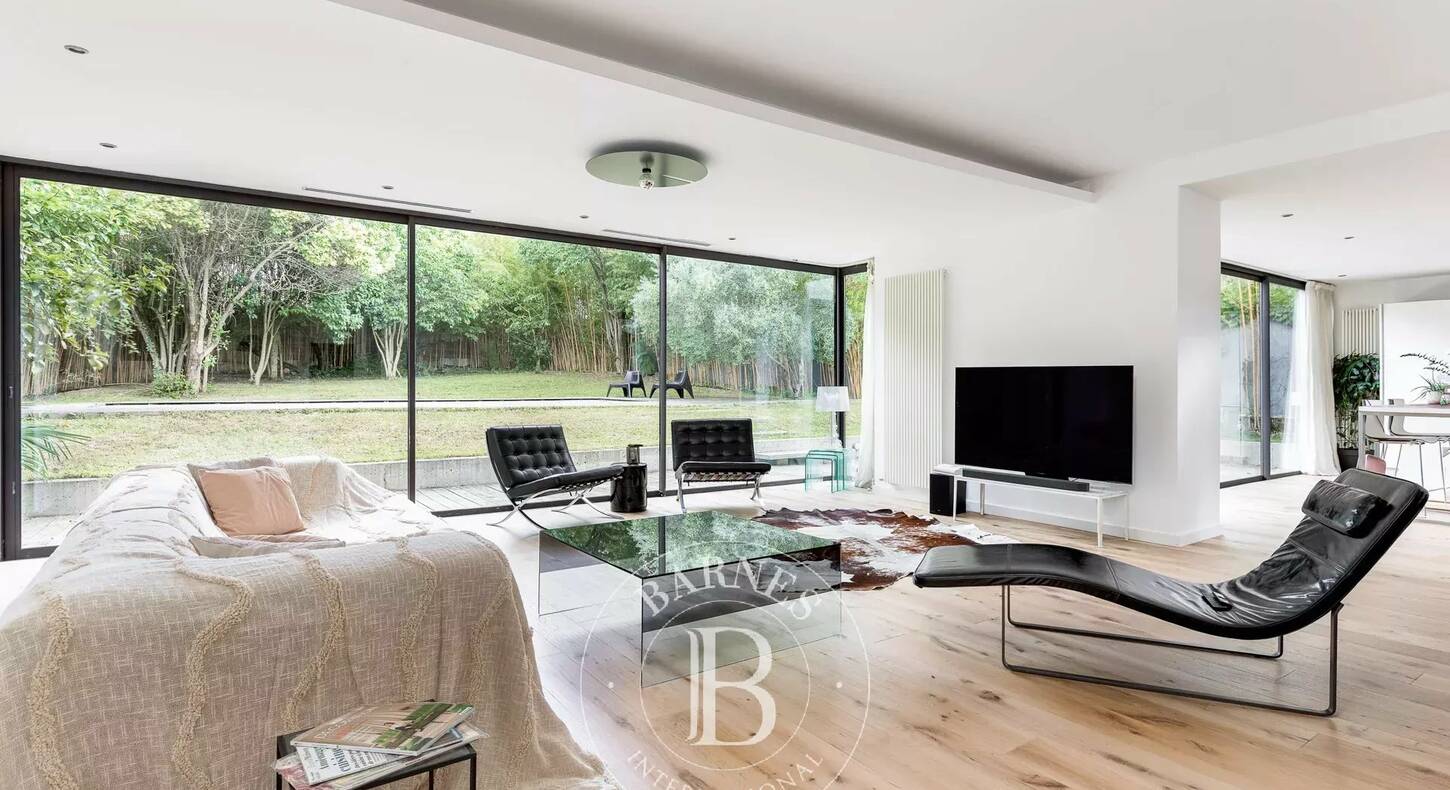Show - BARNES Toulouse - Immobilier de luxe, appartements et maisons de prestige à Toulouse
