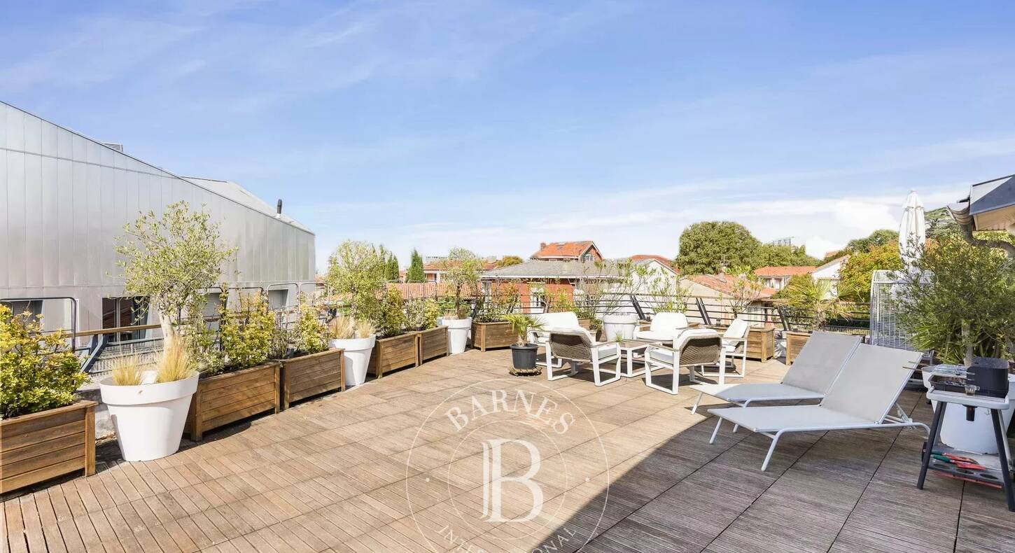 Show - BARNES Toulouse - Immobilier de luxe, appartements et maisons de prestige à Toulouse