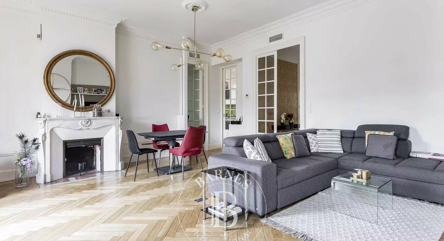 Show - BARNES Agency, luxury real estate in Toulouse
