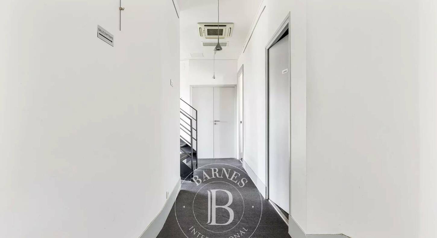 Show - BARNES Agency, luxury real estate in Toulouse