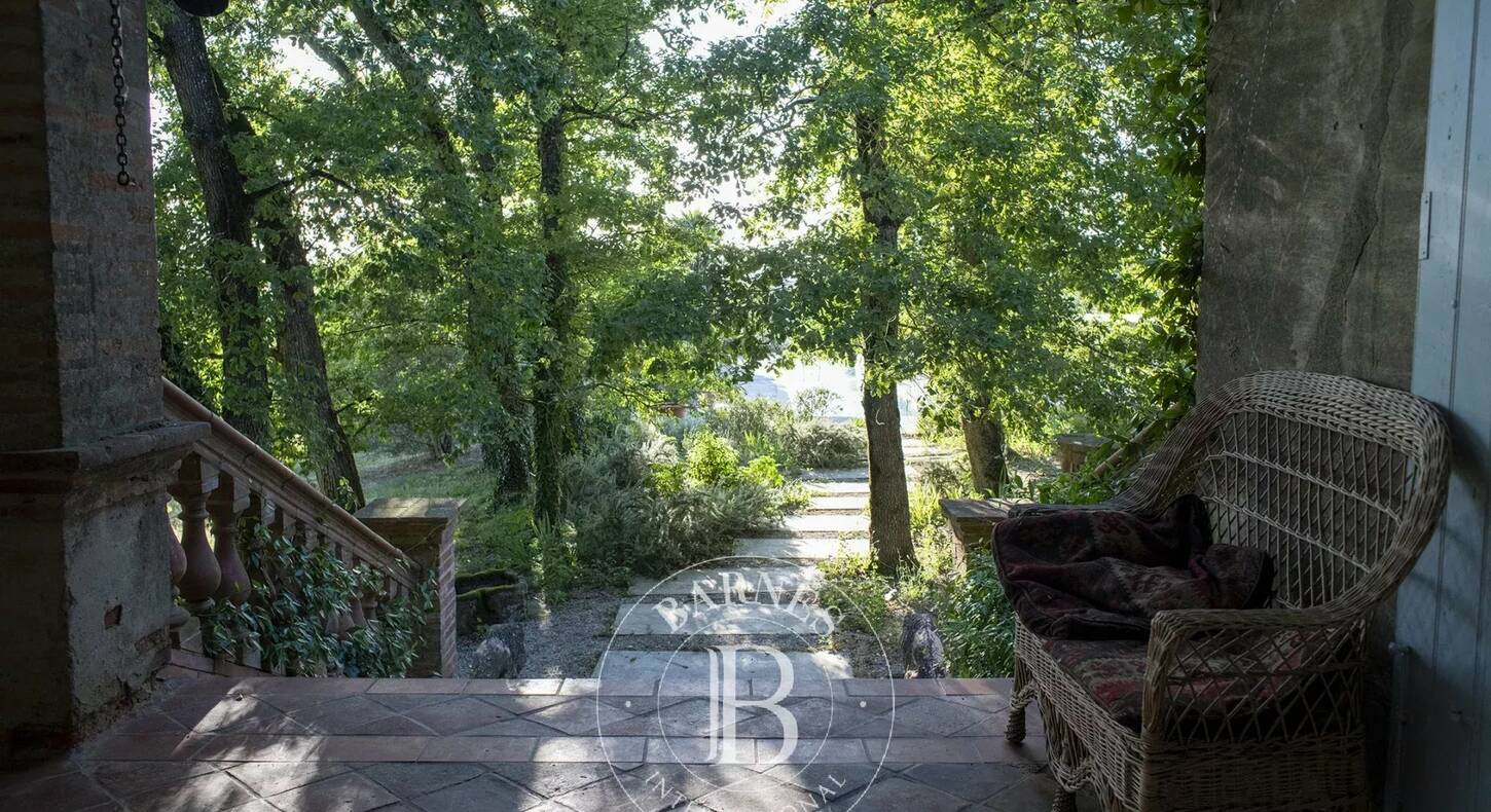 Show - BARNES Toulouse - Immobilier de luxe, appartements et maisons de prestige à Toulouse