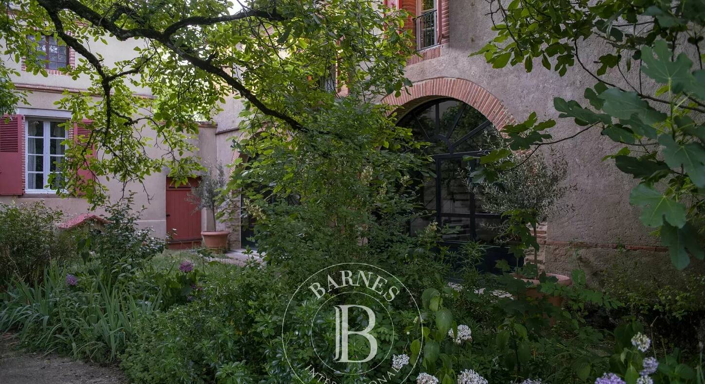 Show - BARNES Toulouse - Immobilier de luxe, appartements et maisons de prestige à Toulouse