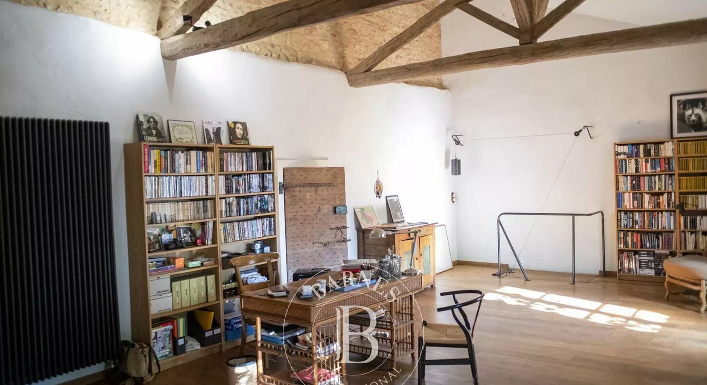 Show - BARNES Toulouse - Immobilier de luxe, appartements et maisons de prestige à Toulouse