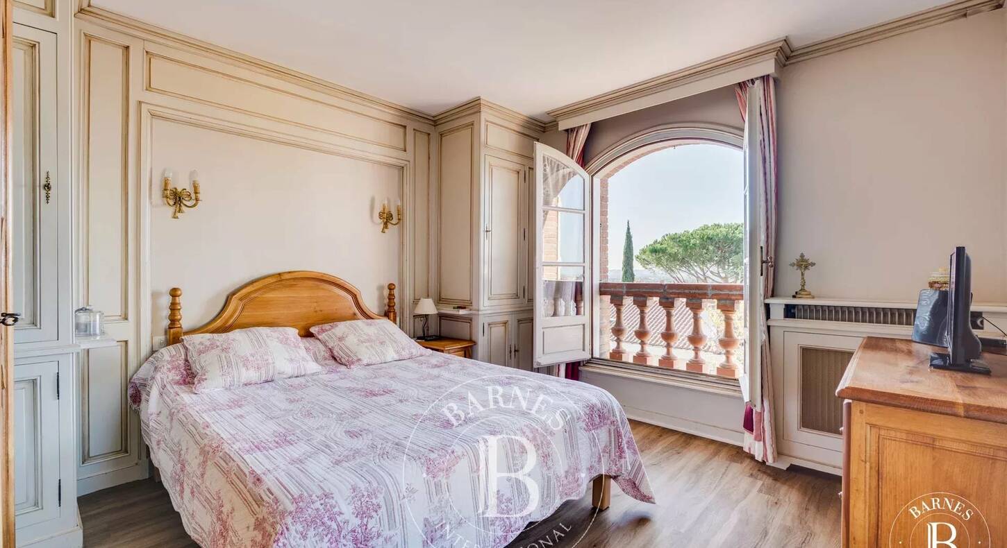 Show - BARNES Toulouse - Immobilier de luxe, appartements et maisons de prestige à Toulouse