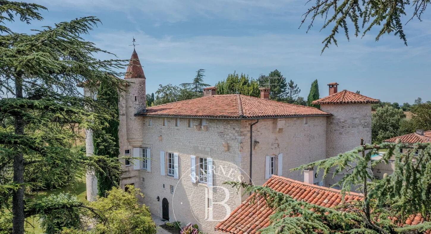 Show - BARNES Agency, luxury real estate in Toulouse