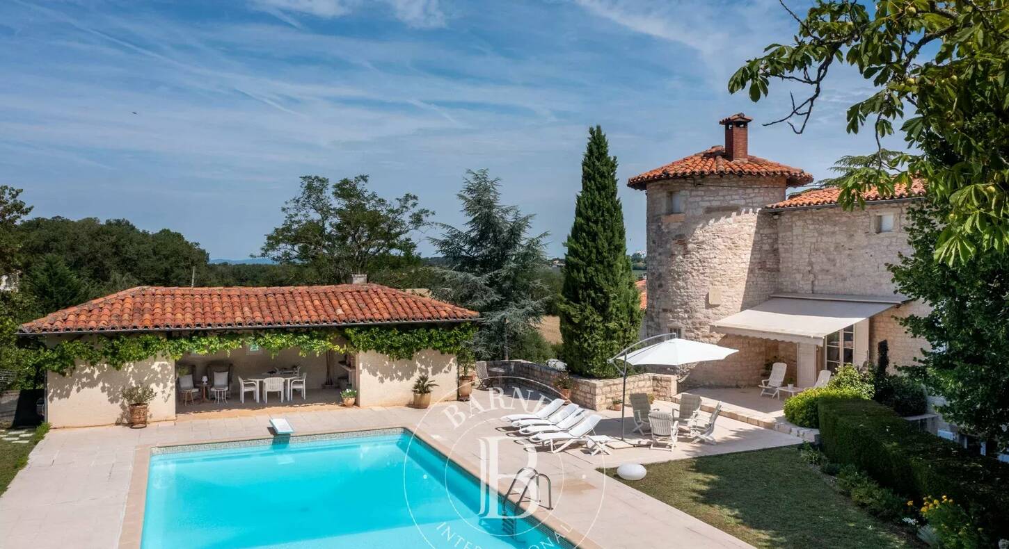 Show - BARNES Agency, luxury real estate in Toulouse