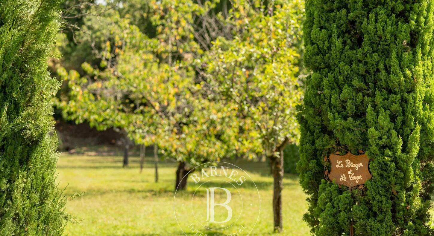 Show - BARNES Agency, luxury real estate in Toulouse
