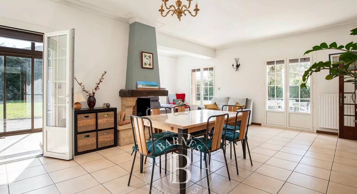 Show - BARNES Agency, luxury real estate in Toulouse