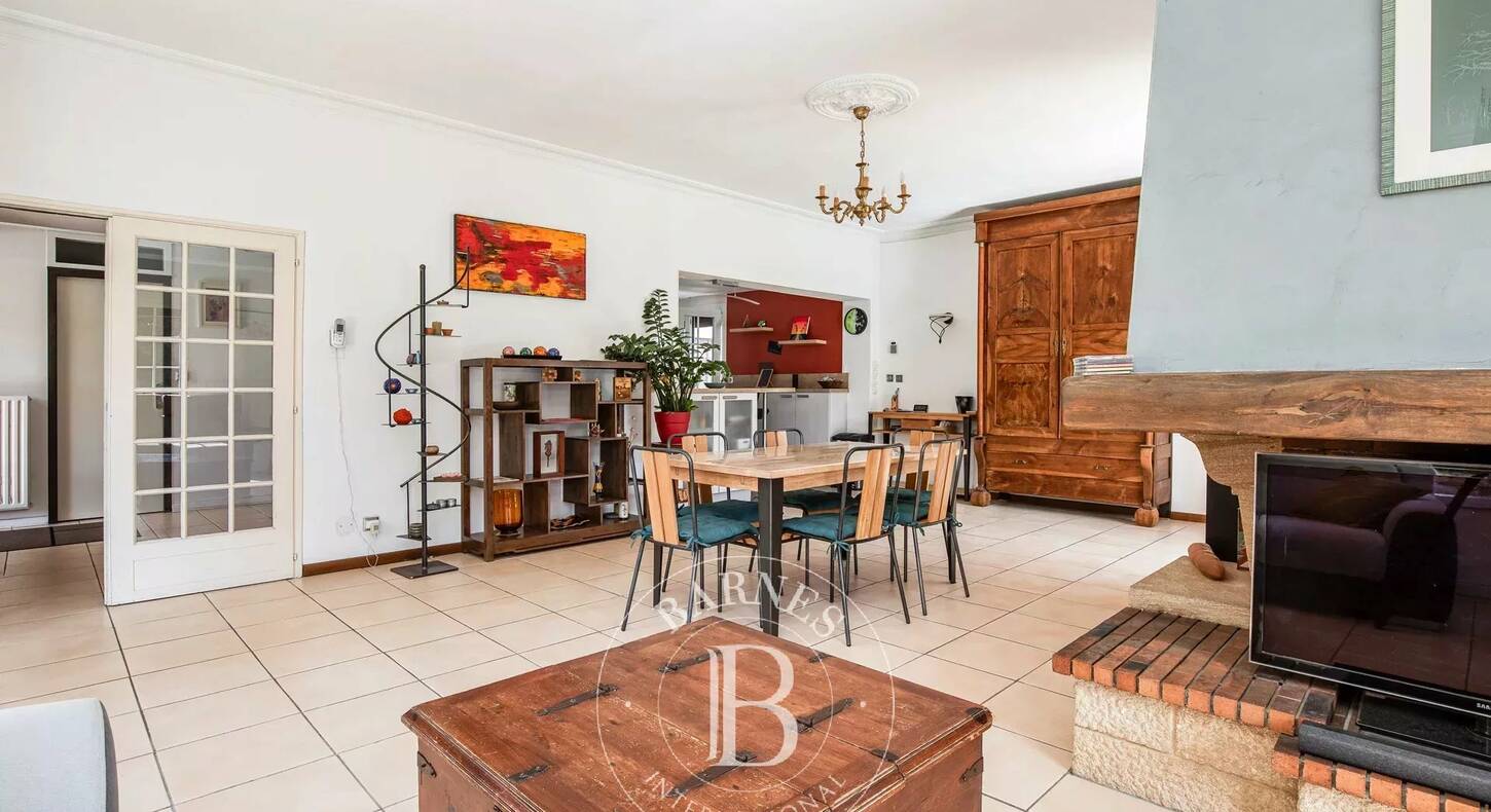 Show - BARNES Agency, luxury real estate in Toulouse