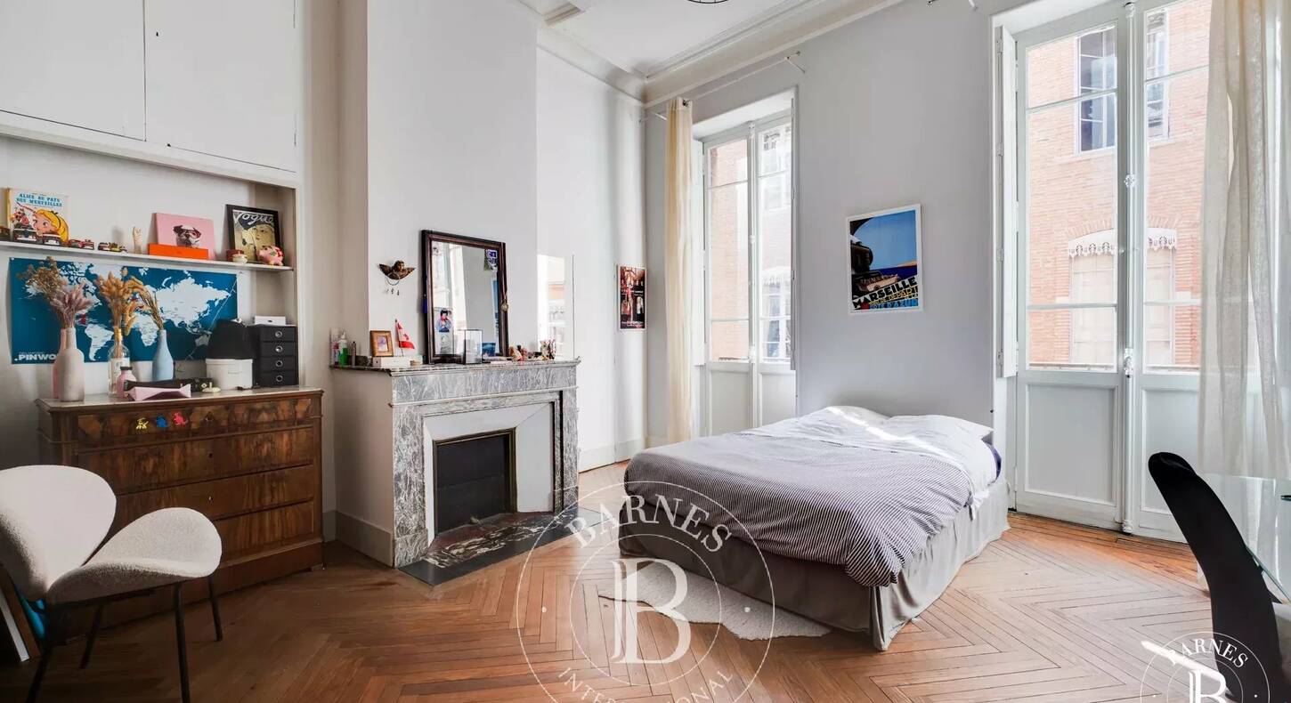 Show - BARNES Toulouse - Immobilier de luxe, appartements et maisons de prestige à Toulouse
