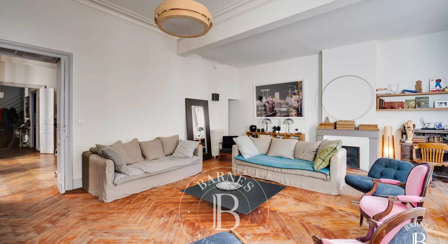 Show - BARNES Toulouse - Immobilier de luxe, appartements et maisons de prestige à Toulouse